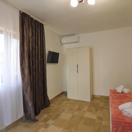 Casa Selina Корбу